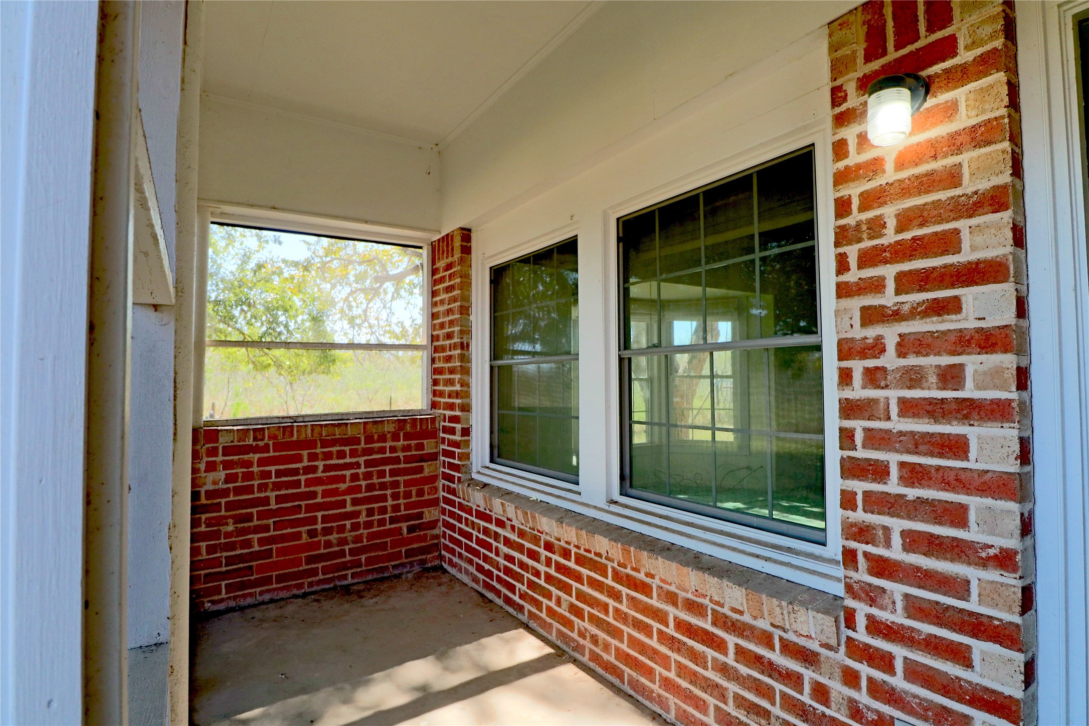 1825 Fm 27 W Wortham TX 76693