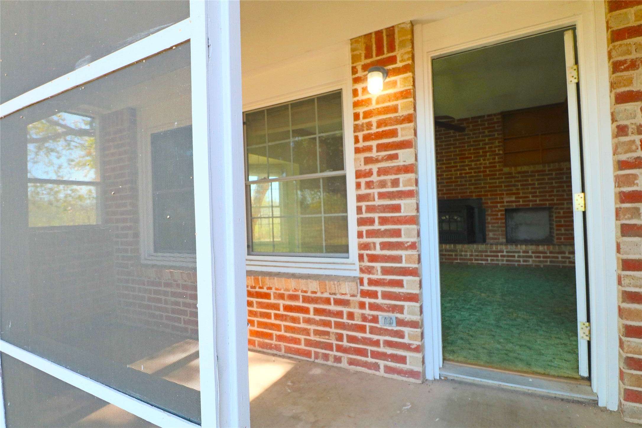 1825 Fm 27 W Wortham TX 76693