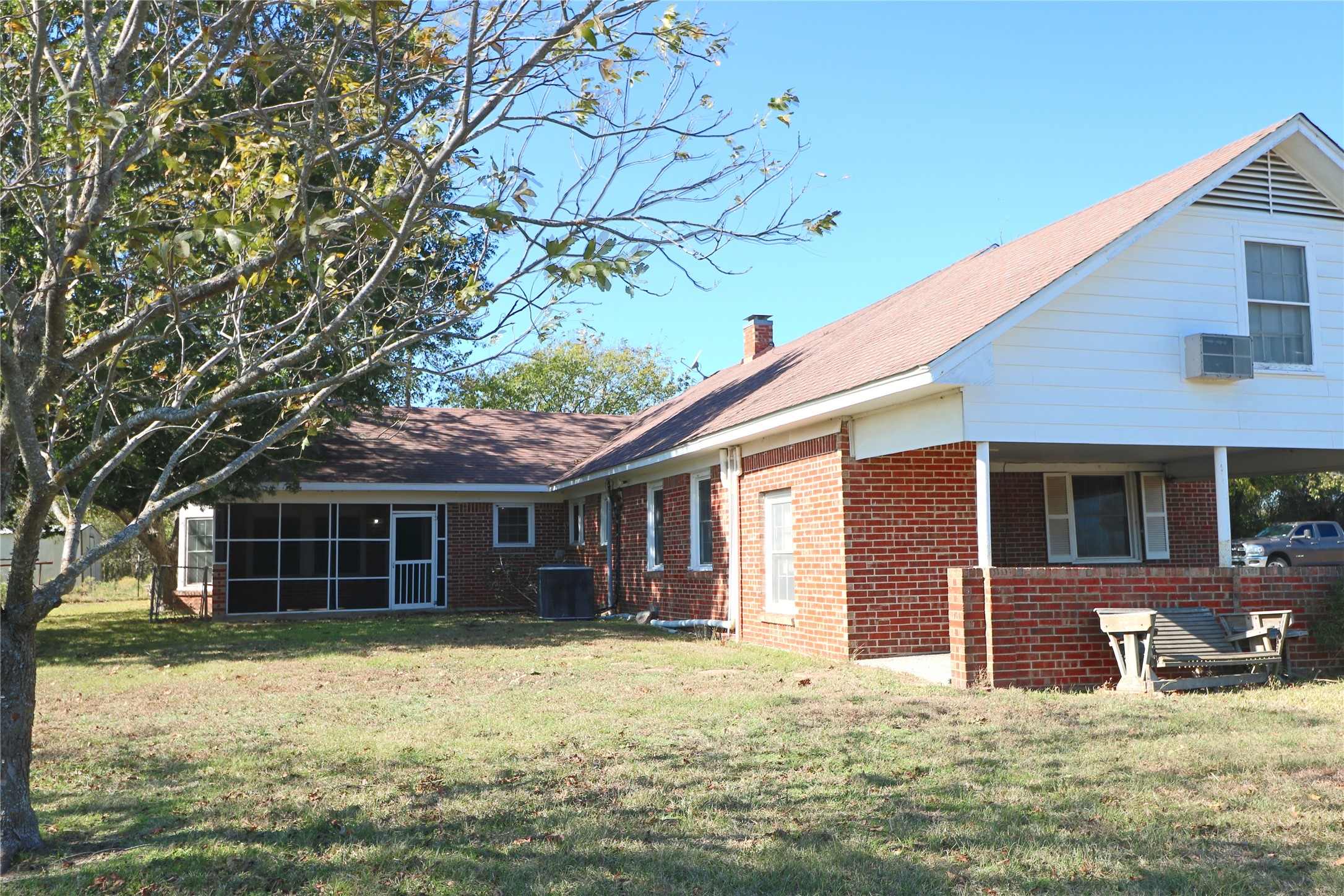 1825 Fm 27 W Wortham TX 76693