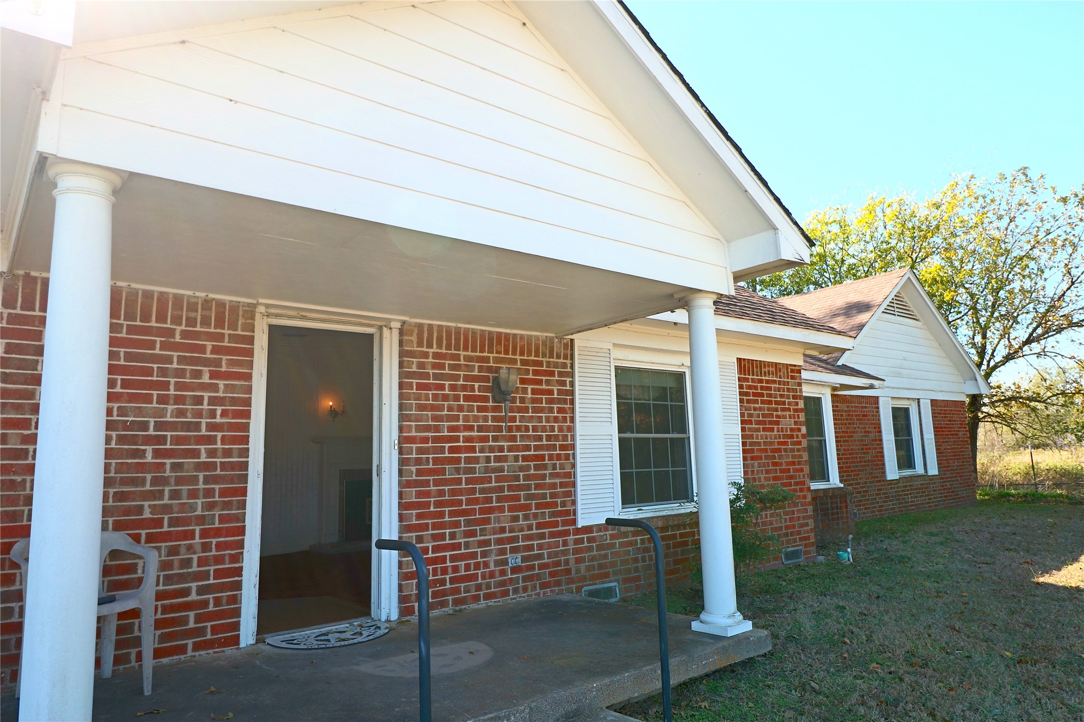 1825 Fm 27 W Wortham TX 76693