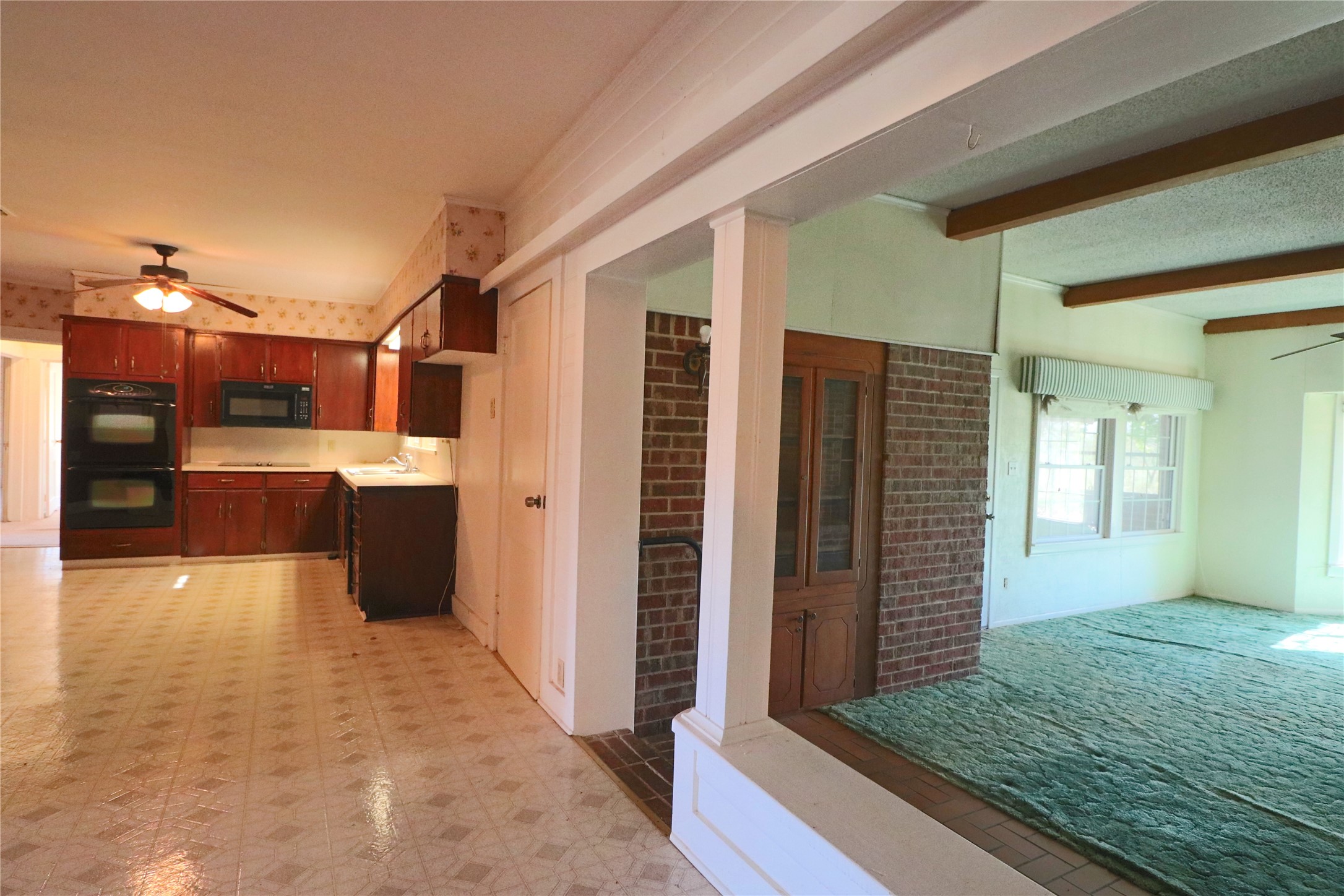 1825 Fm 27 W Wortham TX 76693