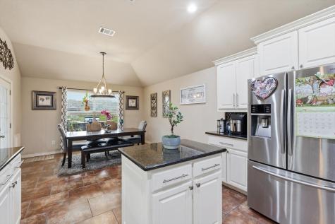 242 Miramar Circle Weatherford TX 76085
