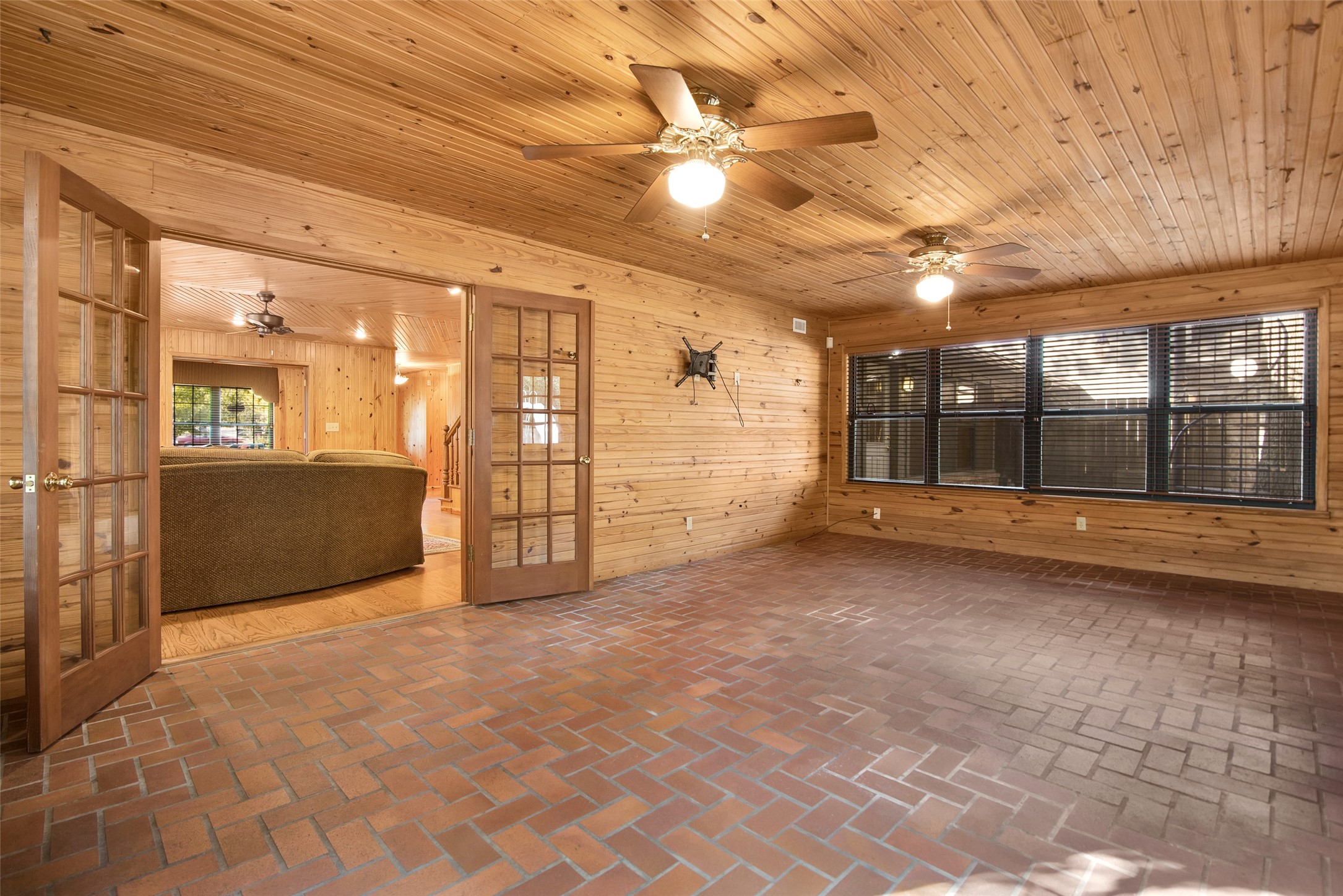 1701 Skyline Sherman TX 75092