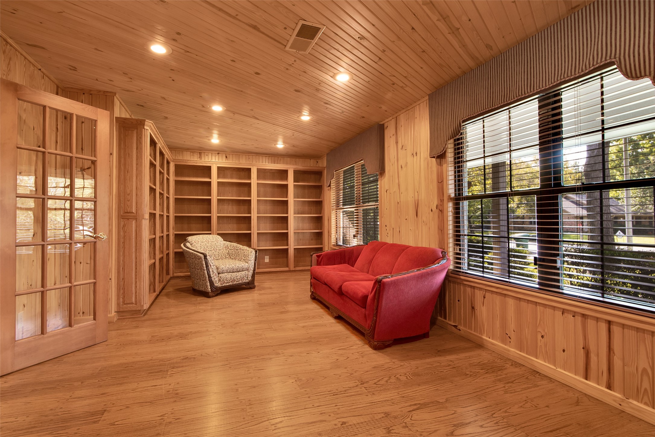 1701 Skyline Sherman TX 75092