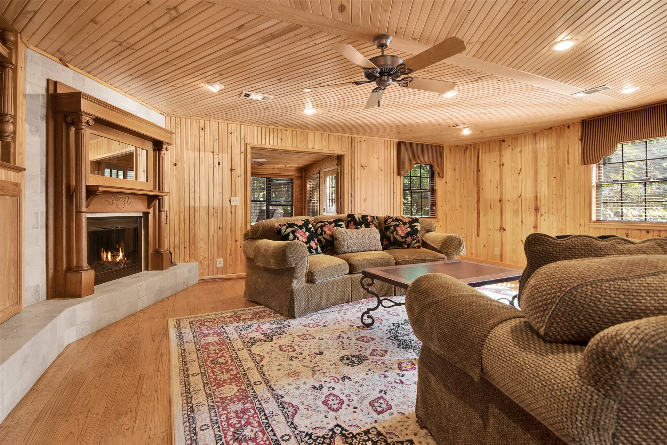1701 Skyline Sherman TX 75092