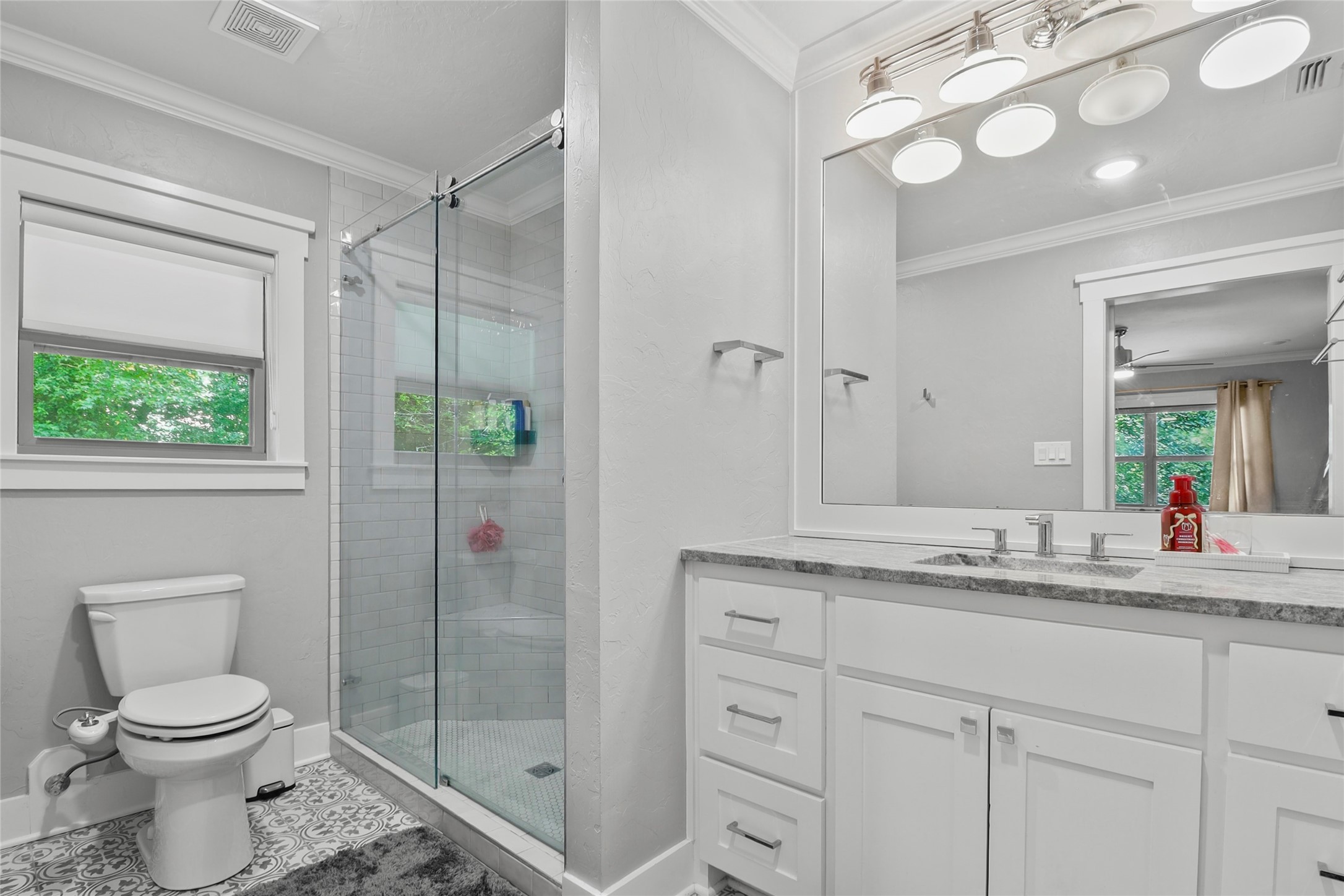 707 Tullie Drive Longview TX 75601