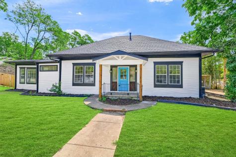 313 W Spruce Street Whitewright TX 75491