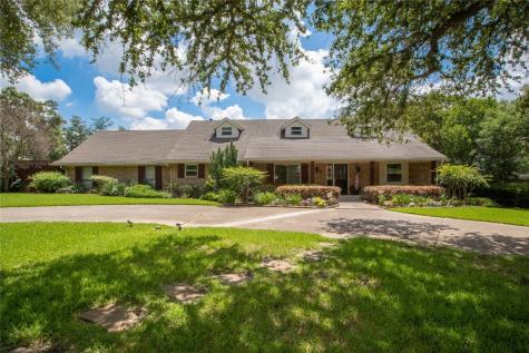 14140 Edgecrest Drive Dallas TX 75254