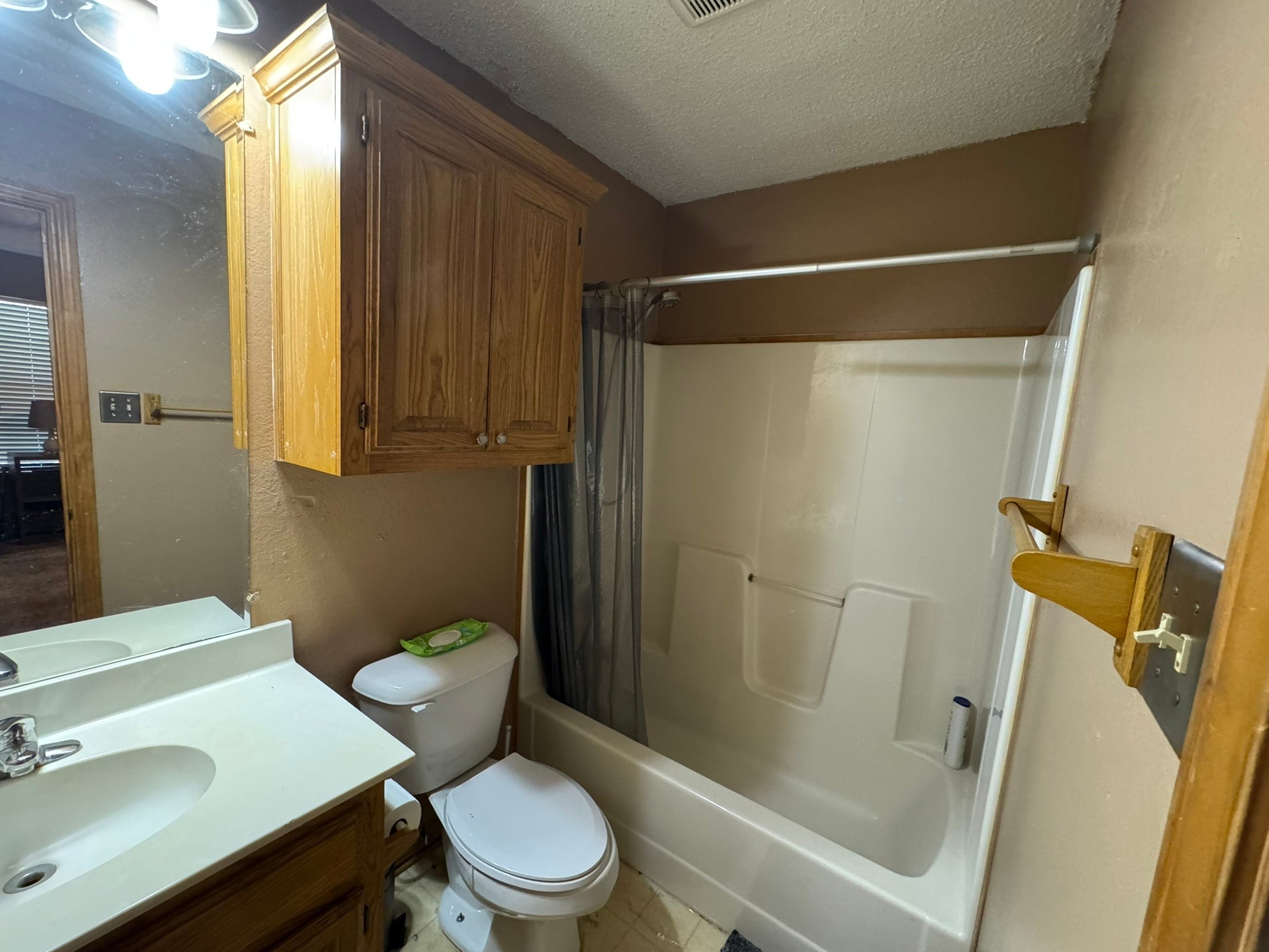 705 E James Street Wills Point TX 75169