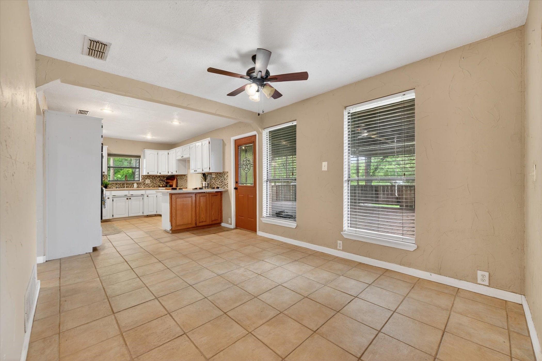 1276 County Road 1480 Alvord TX 76225
