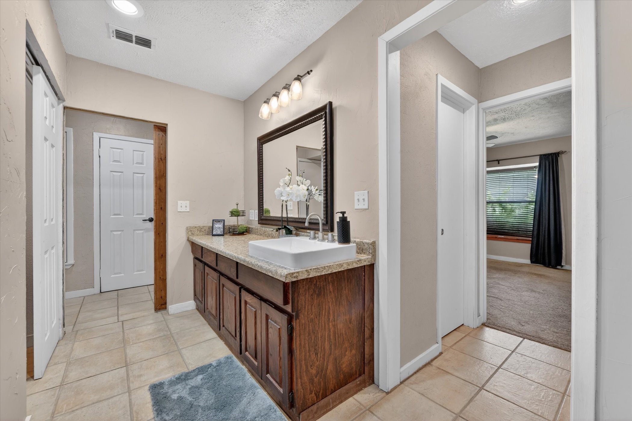 1276 County Road 1480 Alvord TX 76225
