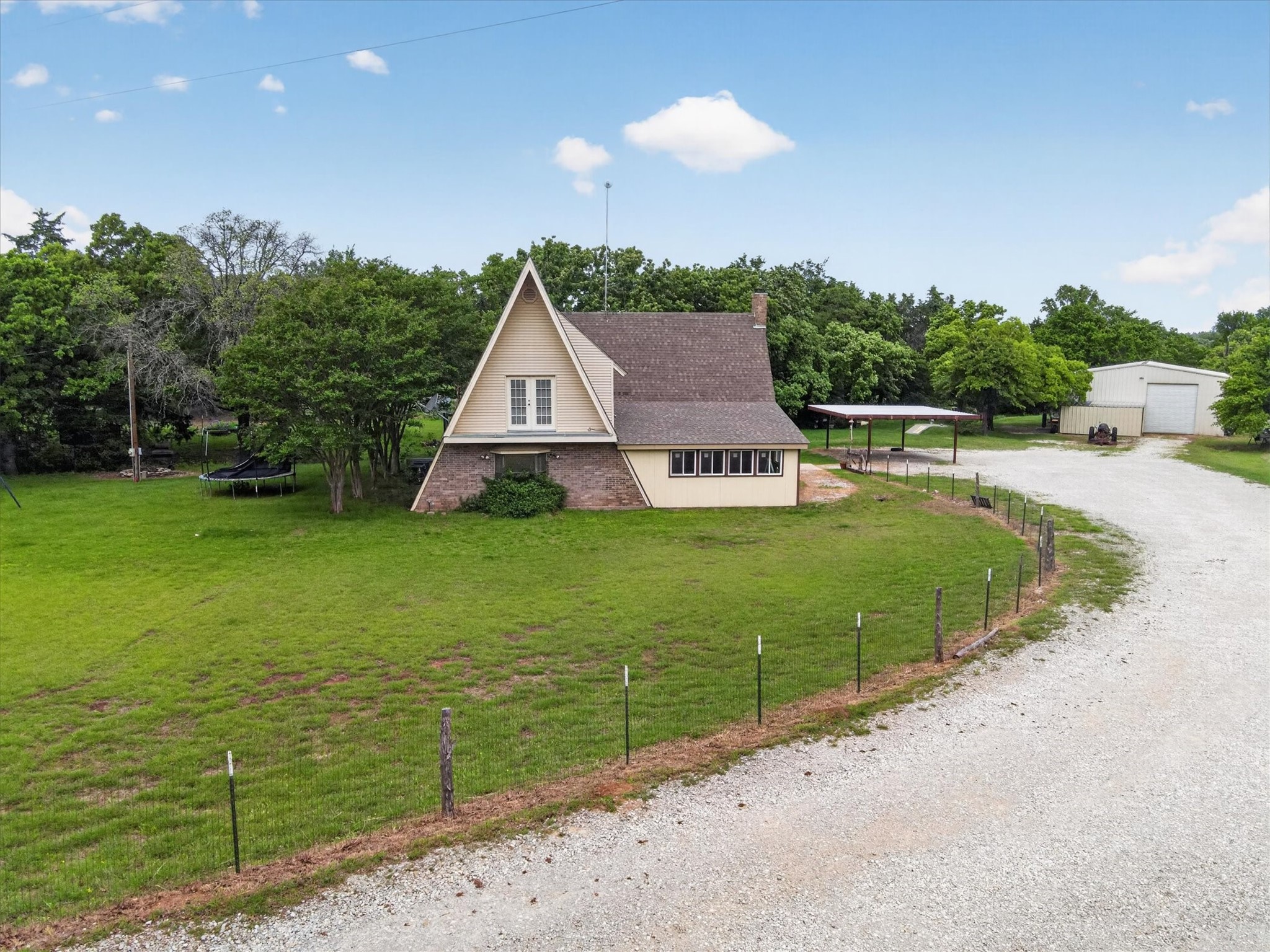 1276 County Road 1480 Alvord TX 76225