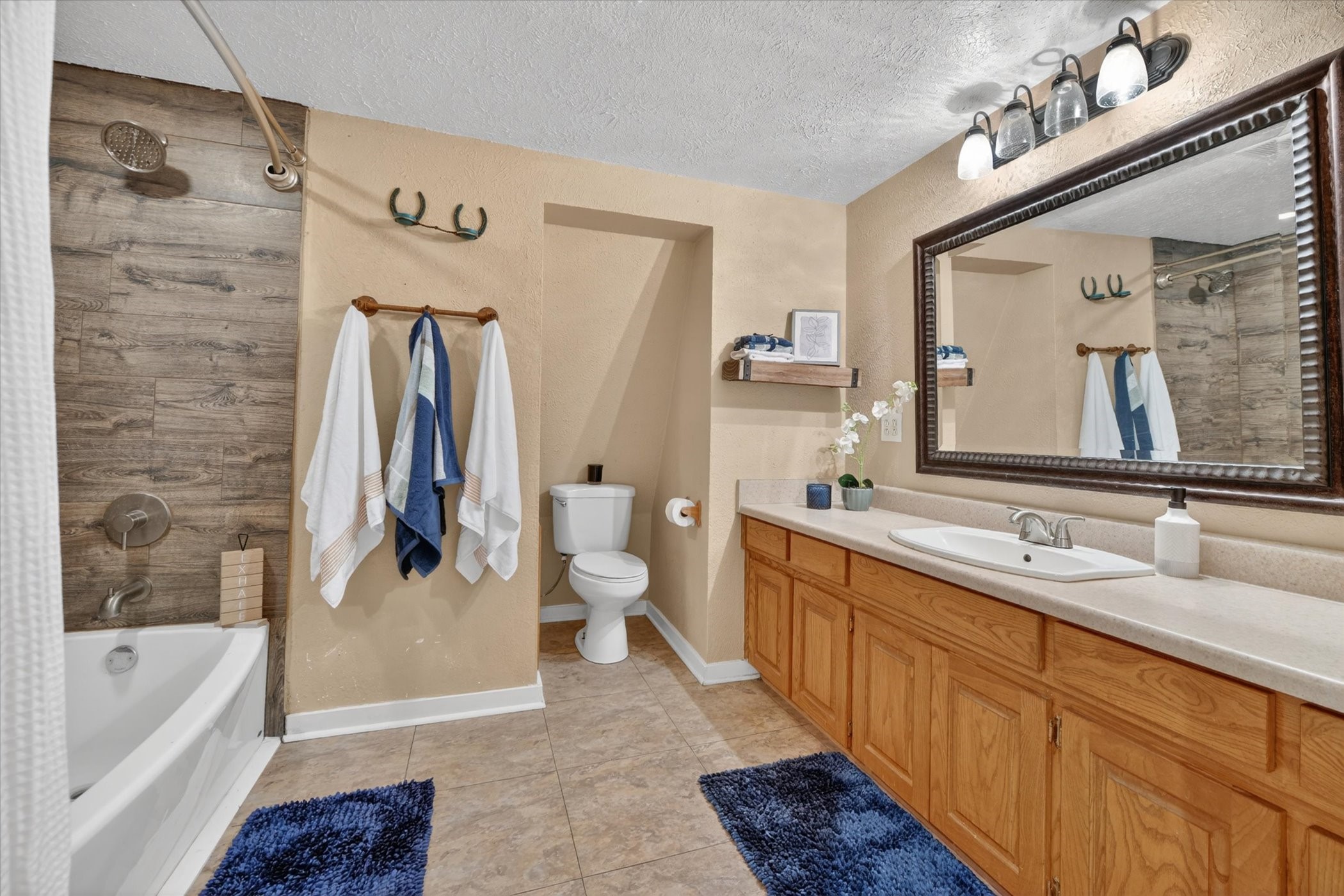 1276 County Road 1480 Alvord TX 76225
