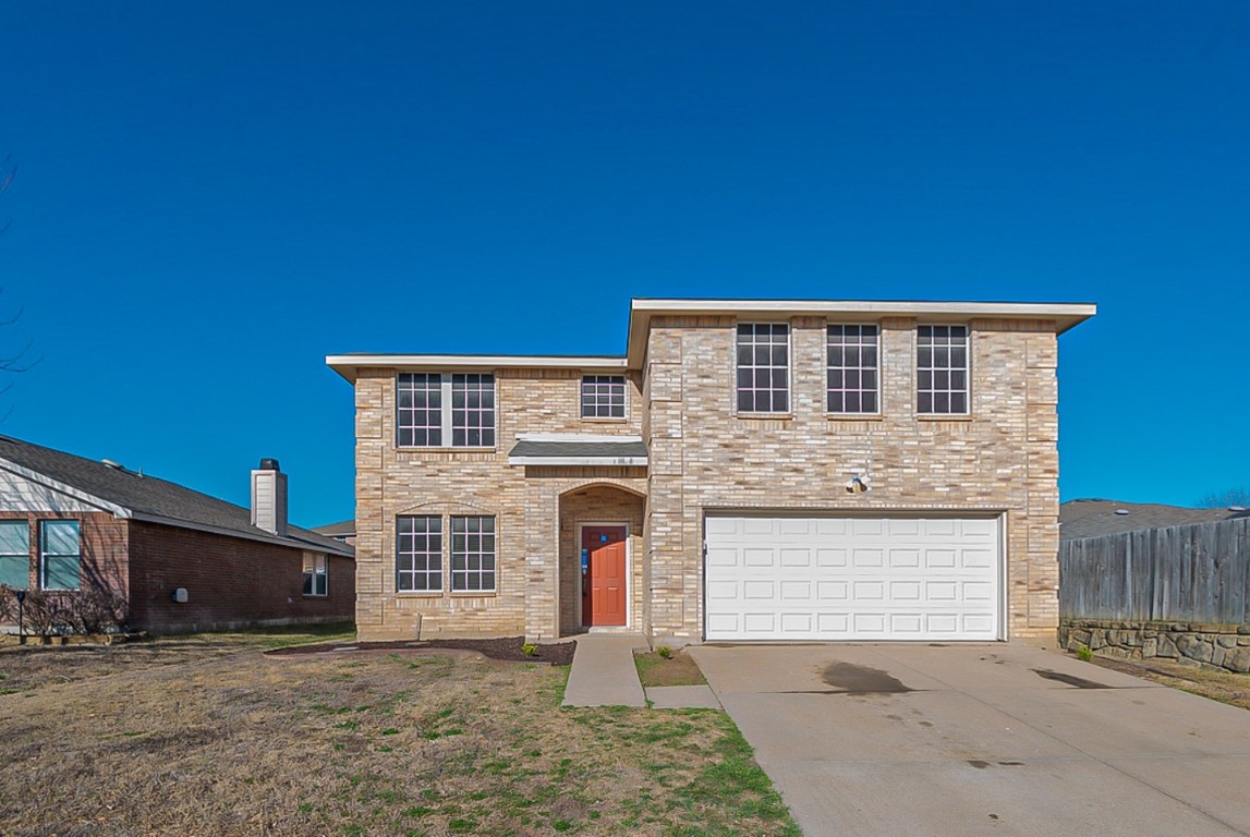 8407 Vinetree Drive Arlington TX 76002