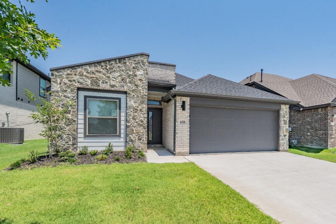 650 Erin Hills Drive Red Oak TX 75154