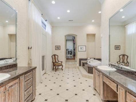 1201 Pecan Hollow Trail Mckinney TX 75072