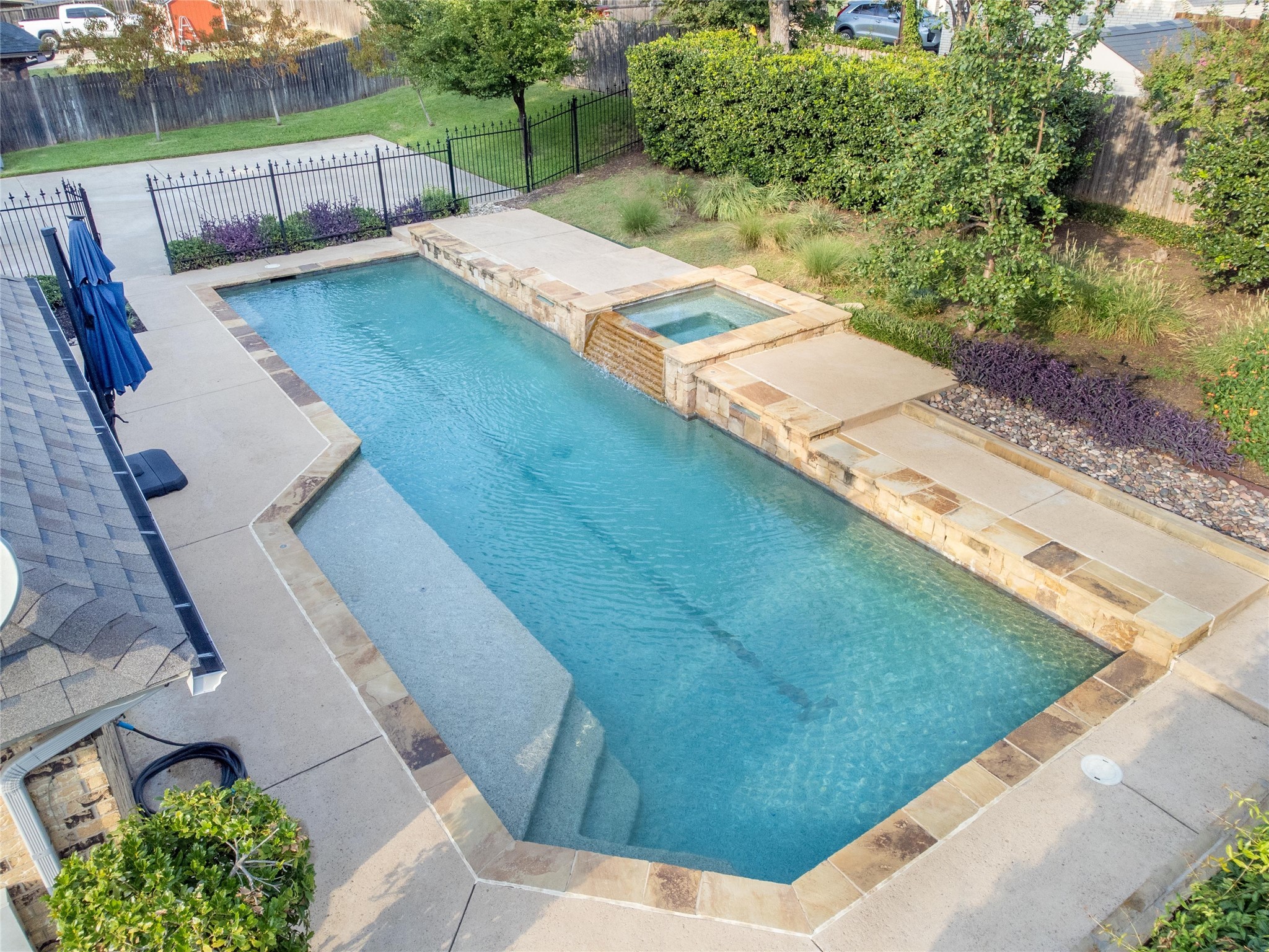 1732 Jeannie Lane Hurst TX 76054