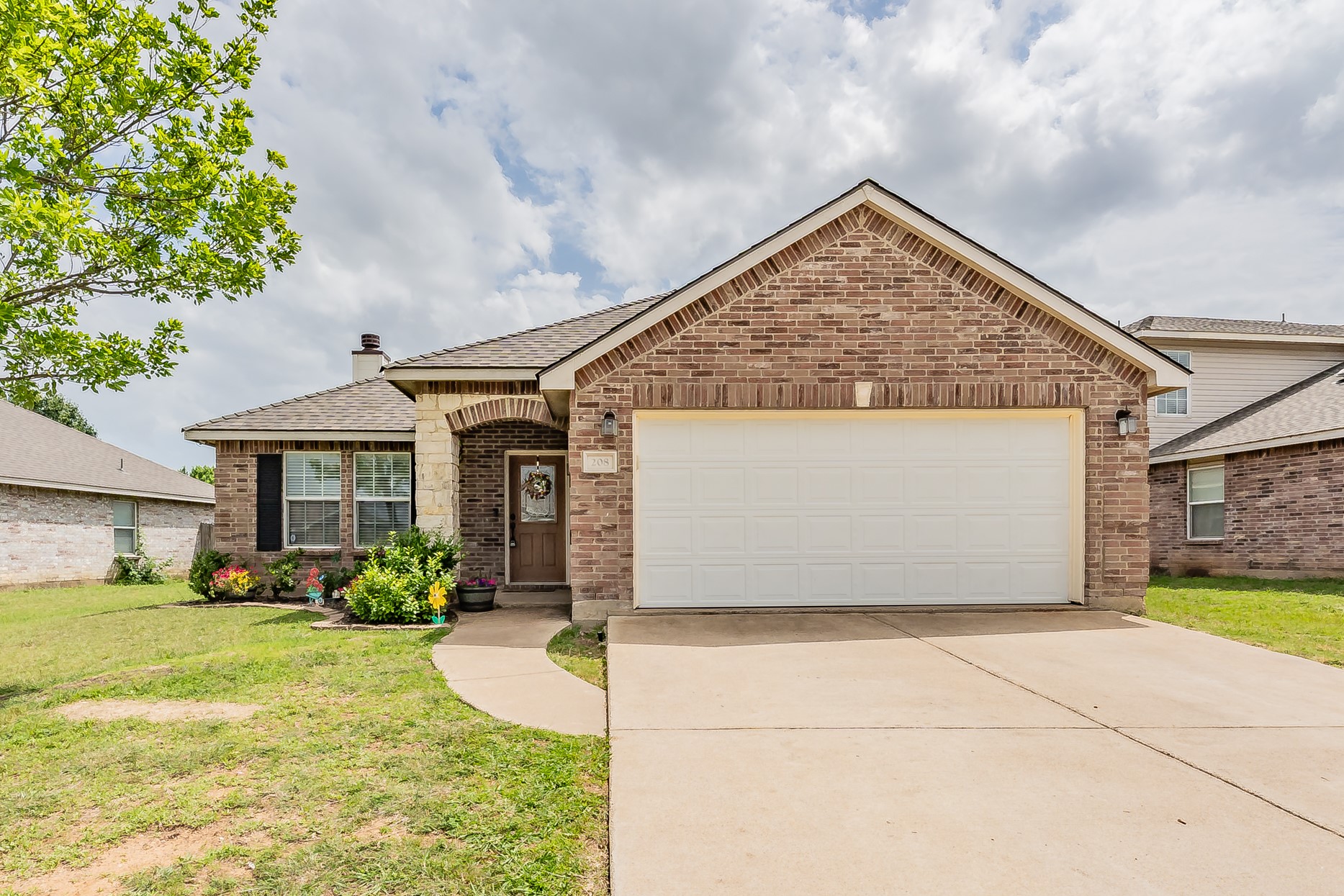 208 Weber River Trail Fort Worth TX 76140