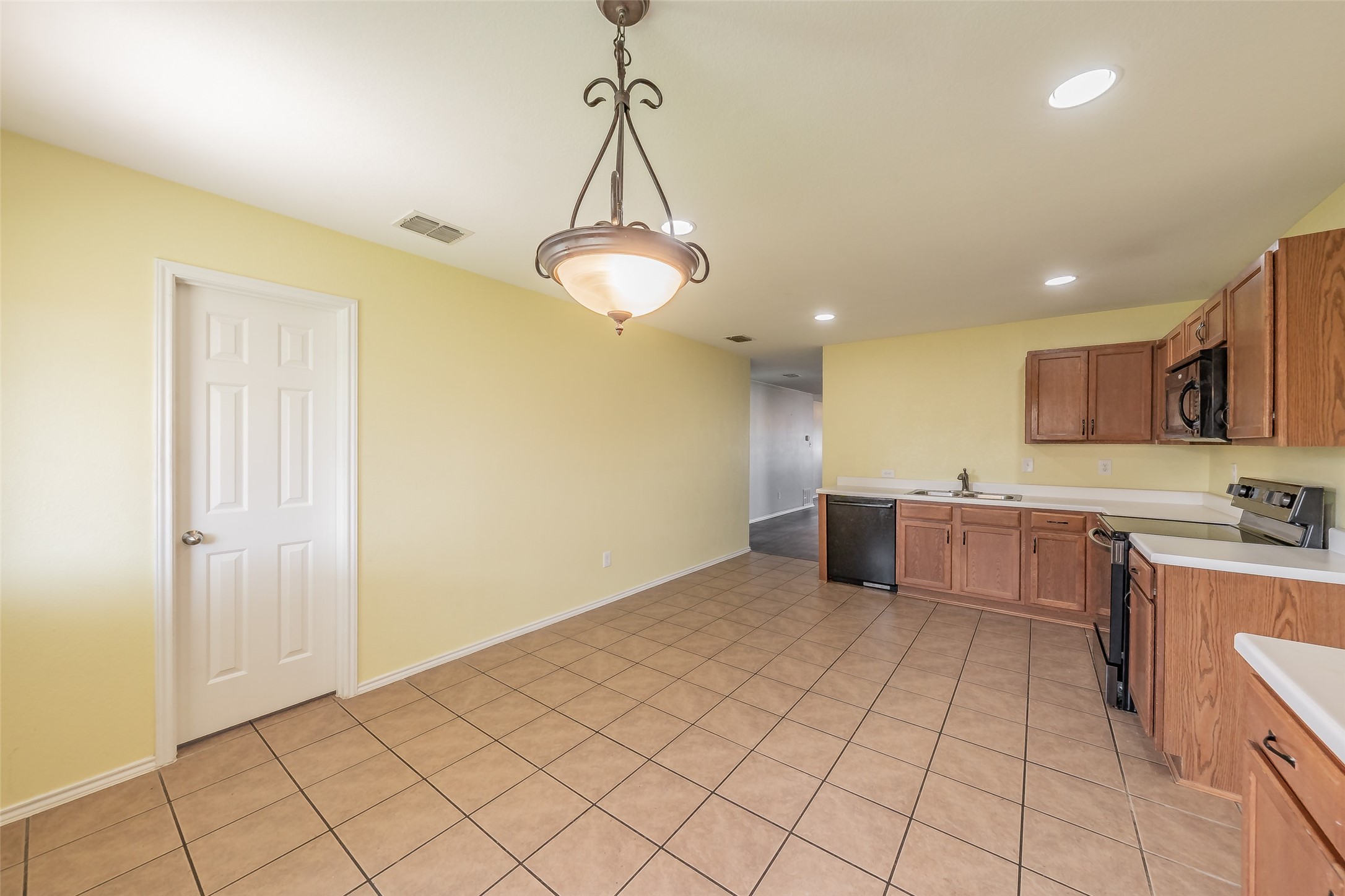 208 Weber River Trail Fort Worth TX 76140