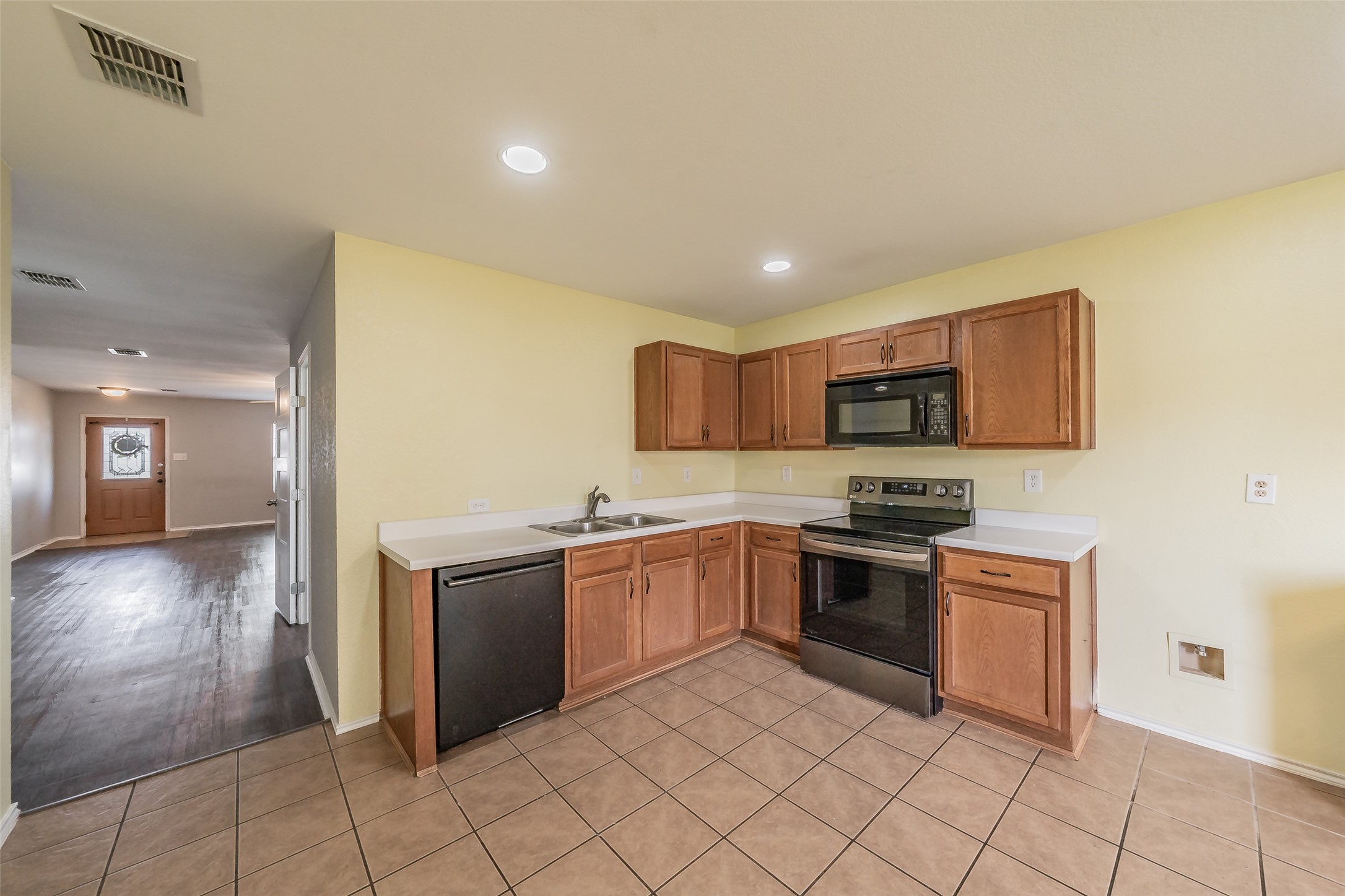 208 Weber River Trail Fort Worth TX 76140