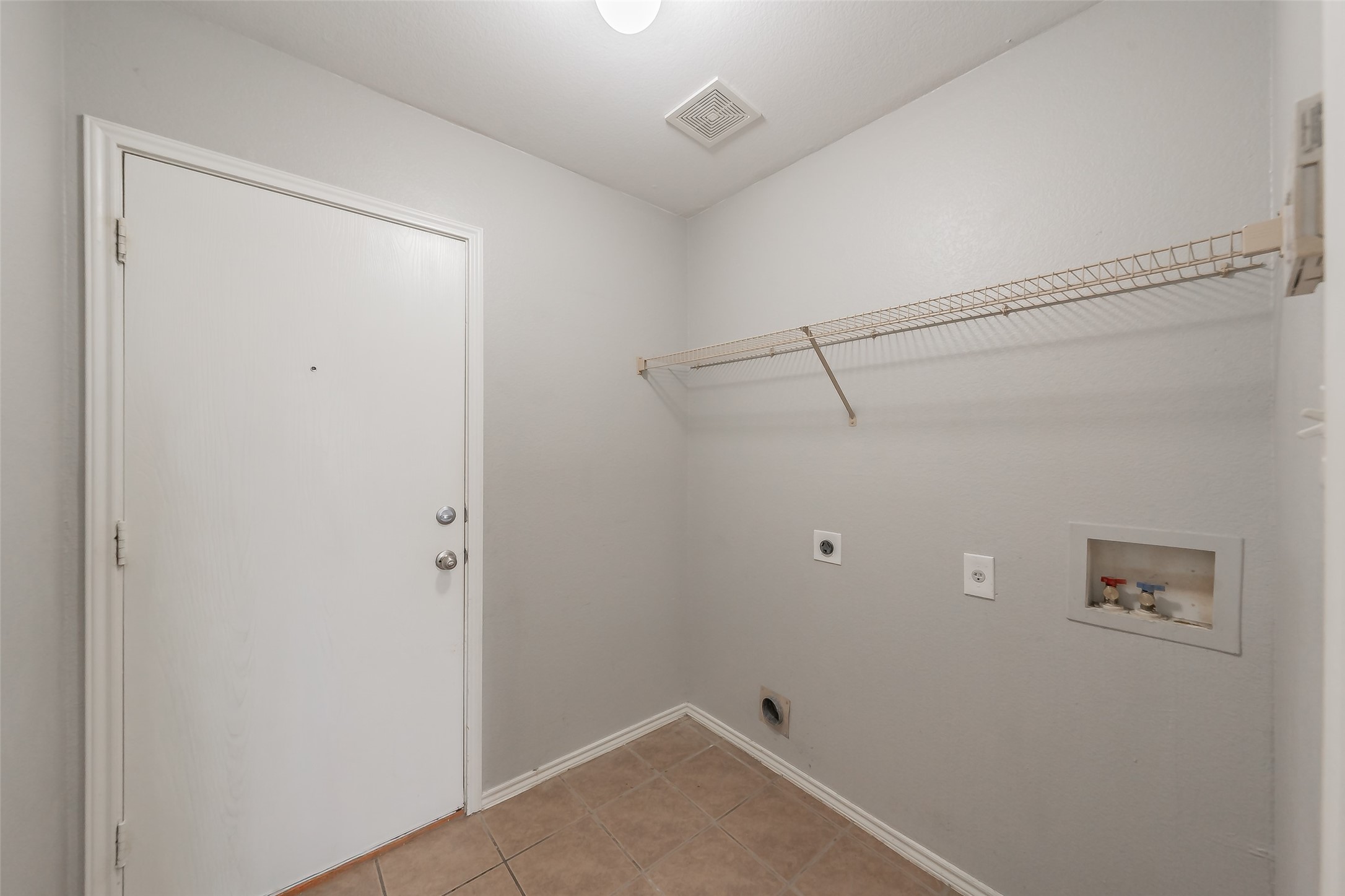 208 Weber River Trail Fort Worth TX 76140