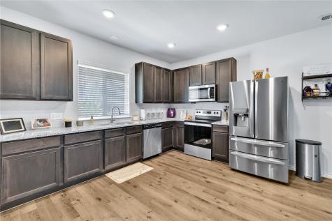 5528 Topwater Trail Fort Worth TX 76119