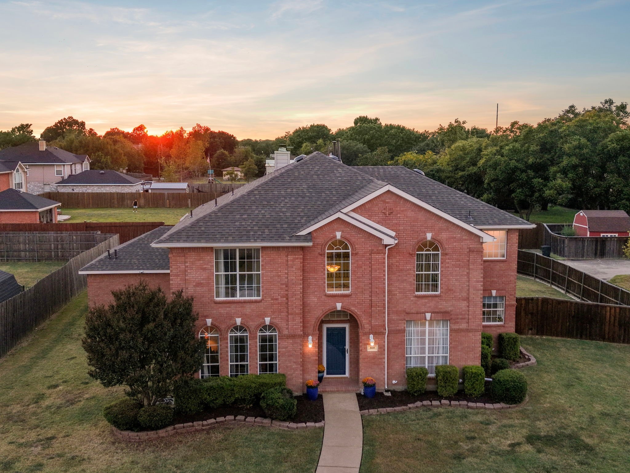 809 Lakedale Court Mesquite TX 75181