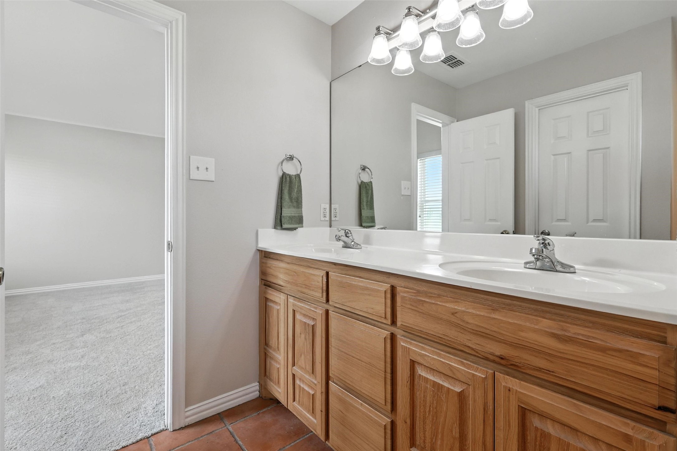 6807 Sam Bass Road Sanger TX 76266