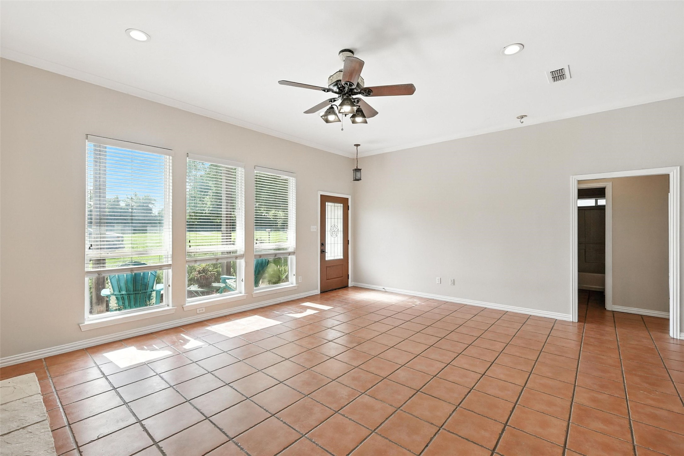 6807 Sam Bass Road Sanger TX 76266