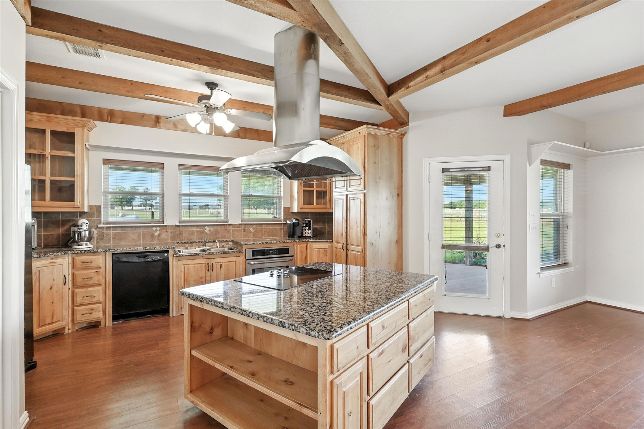 6807 Sam Bass Road Sanger TX 76266