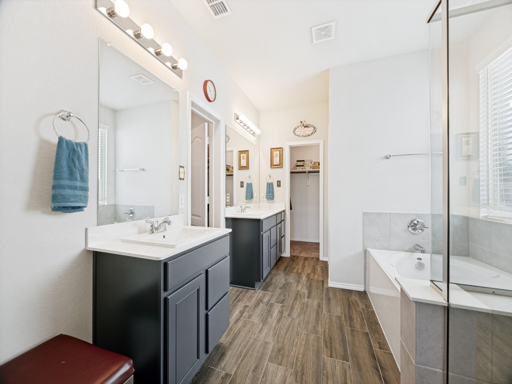 1109 Beach Boulevard Sherman TX 75090