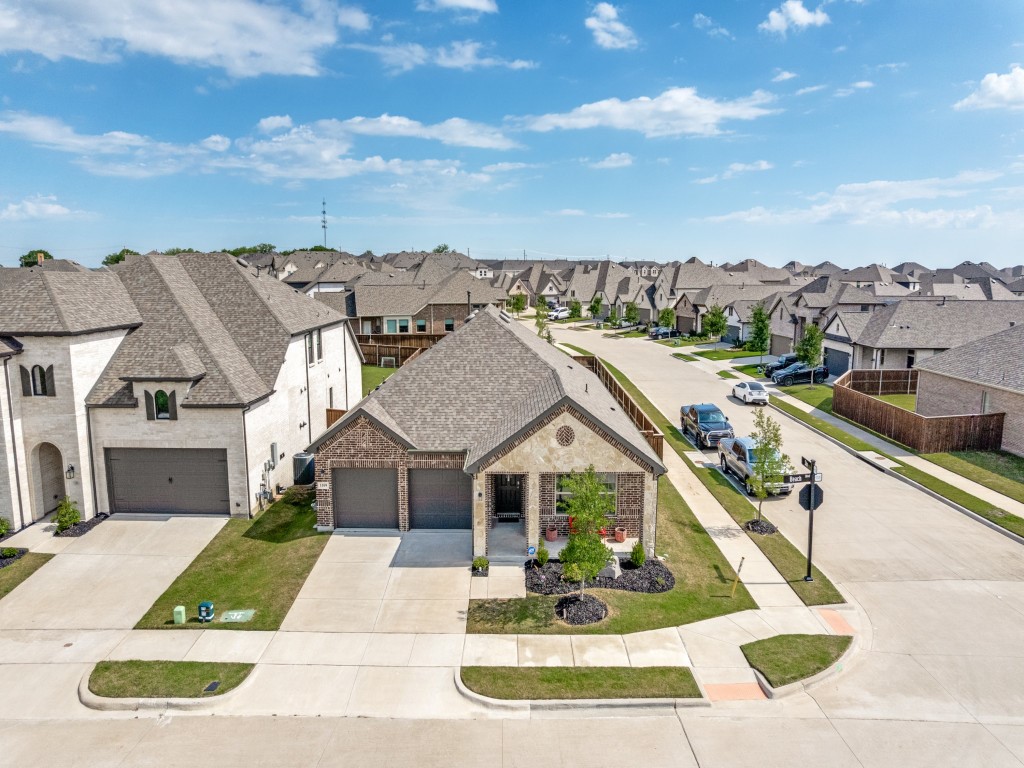 1109 Beach Boulevard Sherman TX 75090