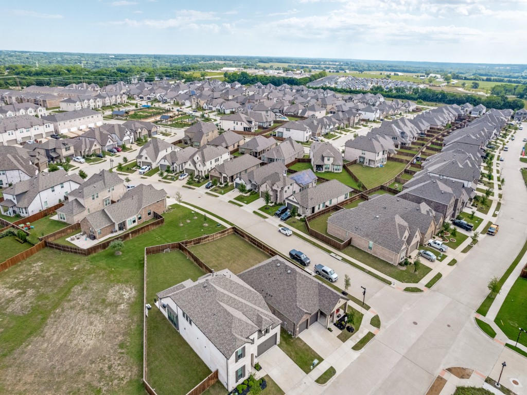 1109 Beach Boulevard Sherman TX 75090