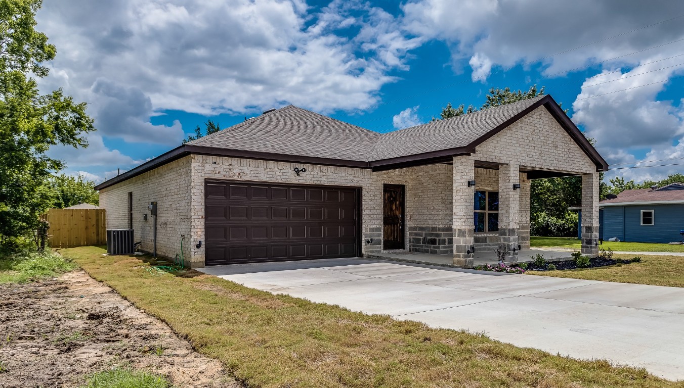 525 New Hope Street Terrell TX 75160