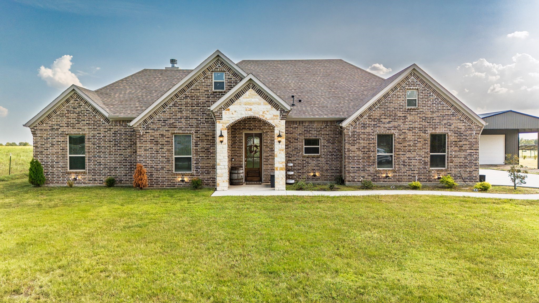1094 County Road 4850 Leonard TX 75452
