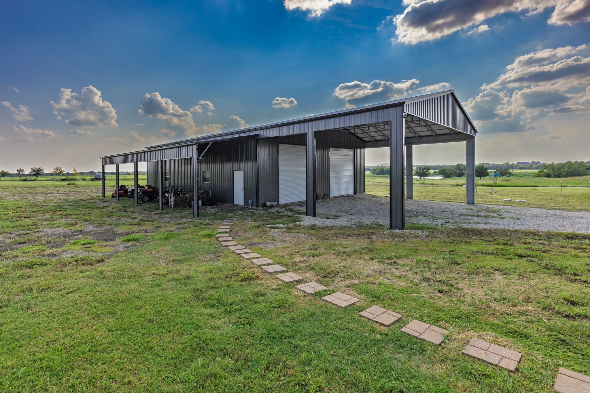 1094 County Road 4850 Leonard TX 75452