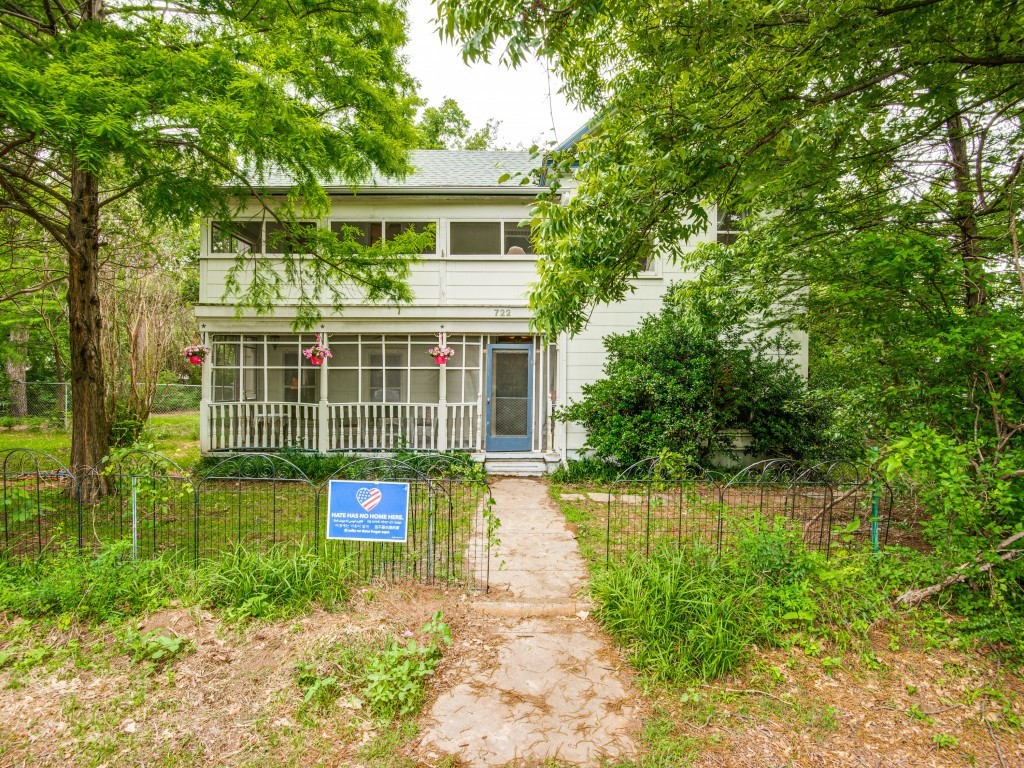 722 Mcfarland Street Pilot Point TX 76258