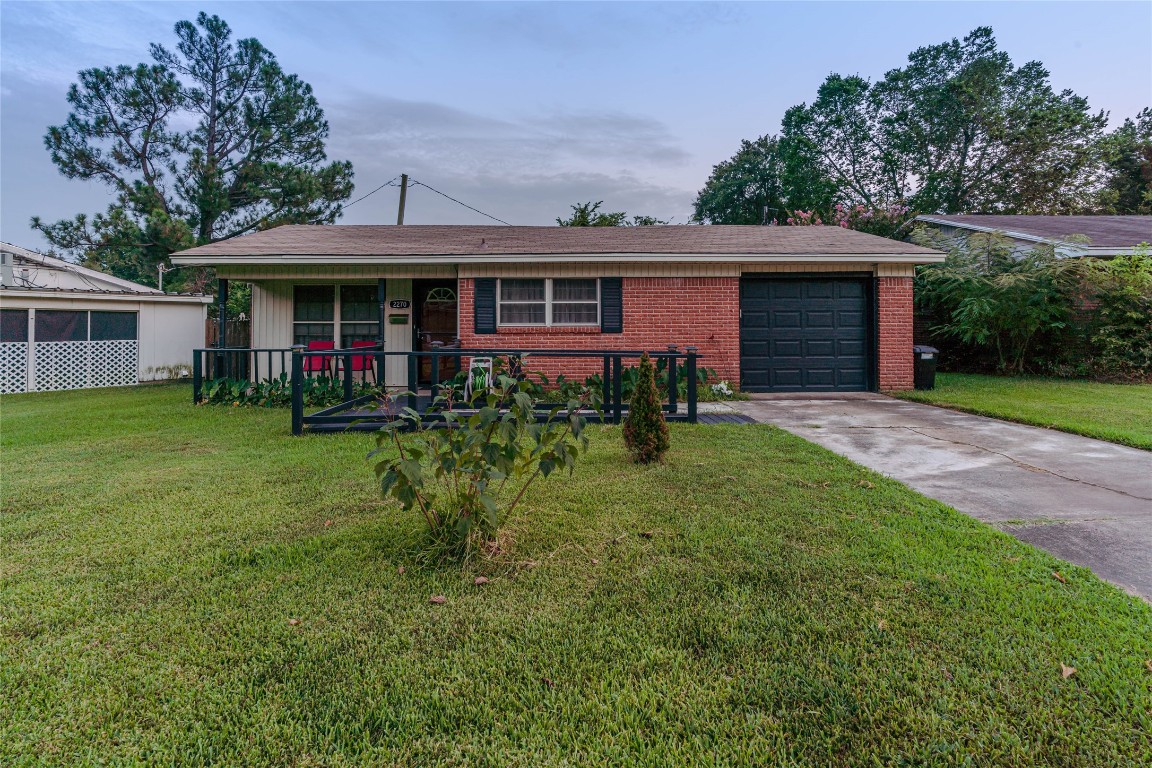 2270 Bella Vista Drive Paris TX 75460