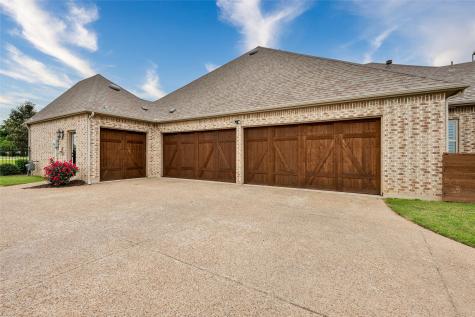 1450 Waterstone Cross Roads TX 76227