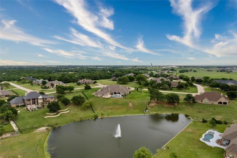 1450 Waterstone Cross Roads TX 76227