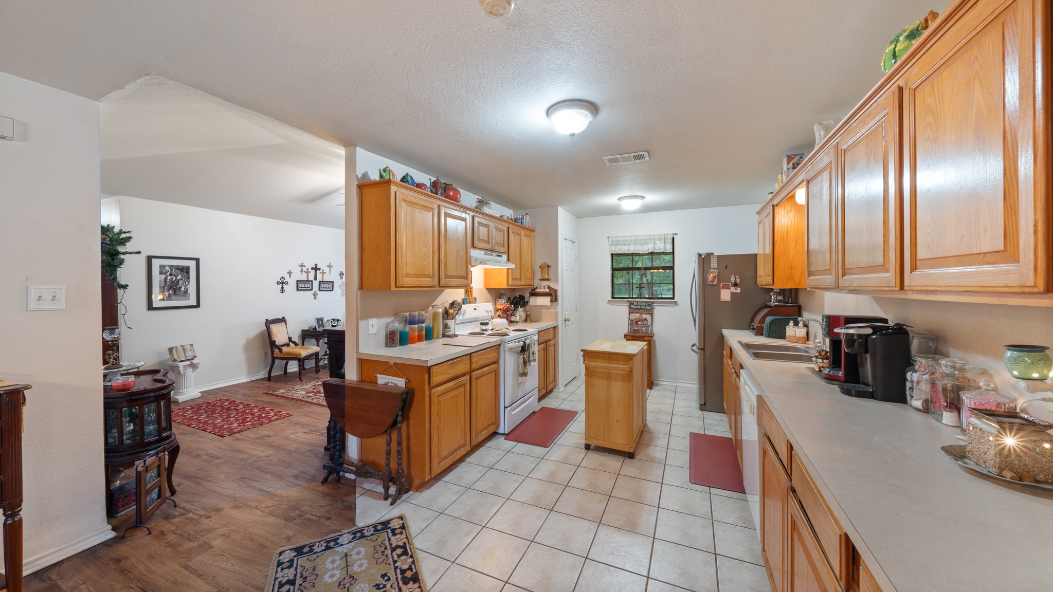 19531 County Road 4056 Kemp TX 75143
