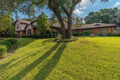 1107 Derbyshire Lane Carrollton TX 75007