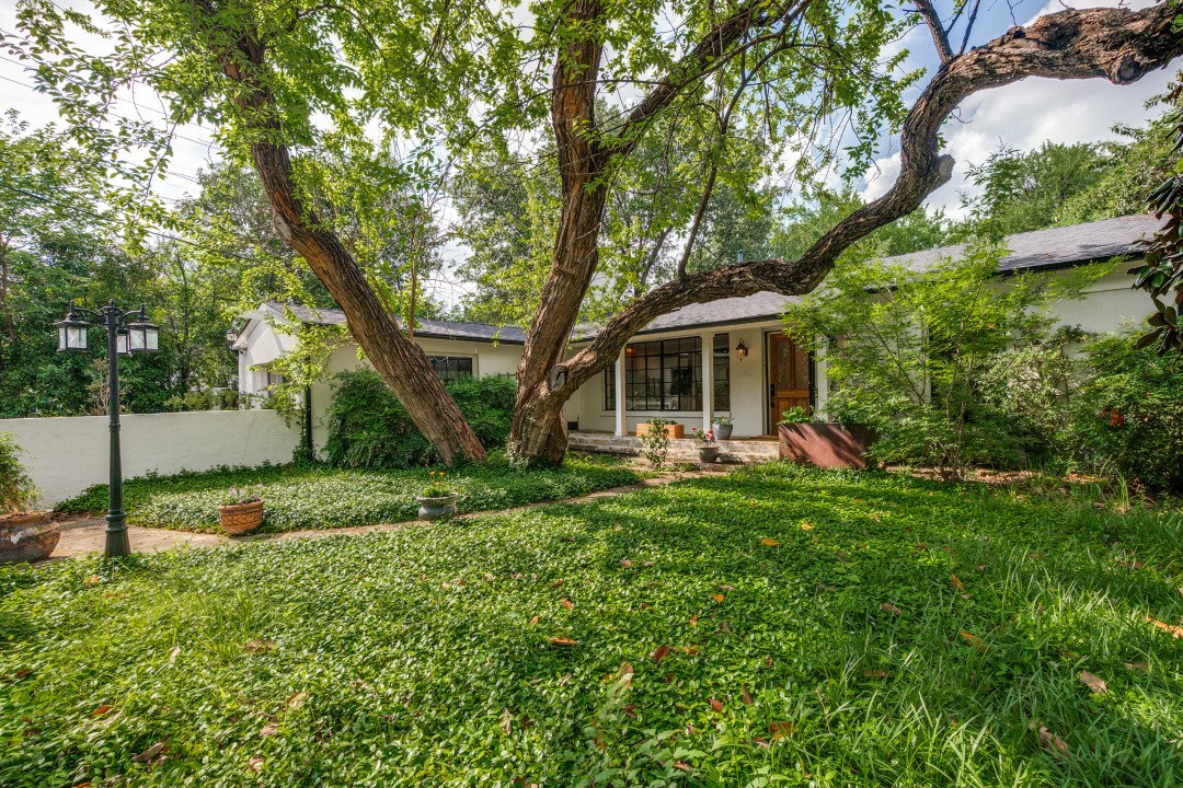 5305 Nakoma Dallas TX 75209