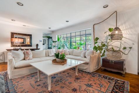 5305 Nakoma Dallas TX 75209