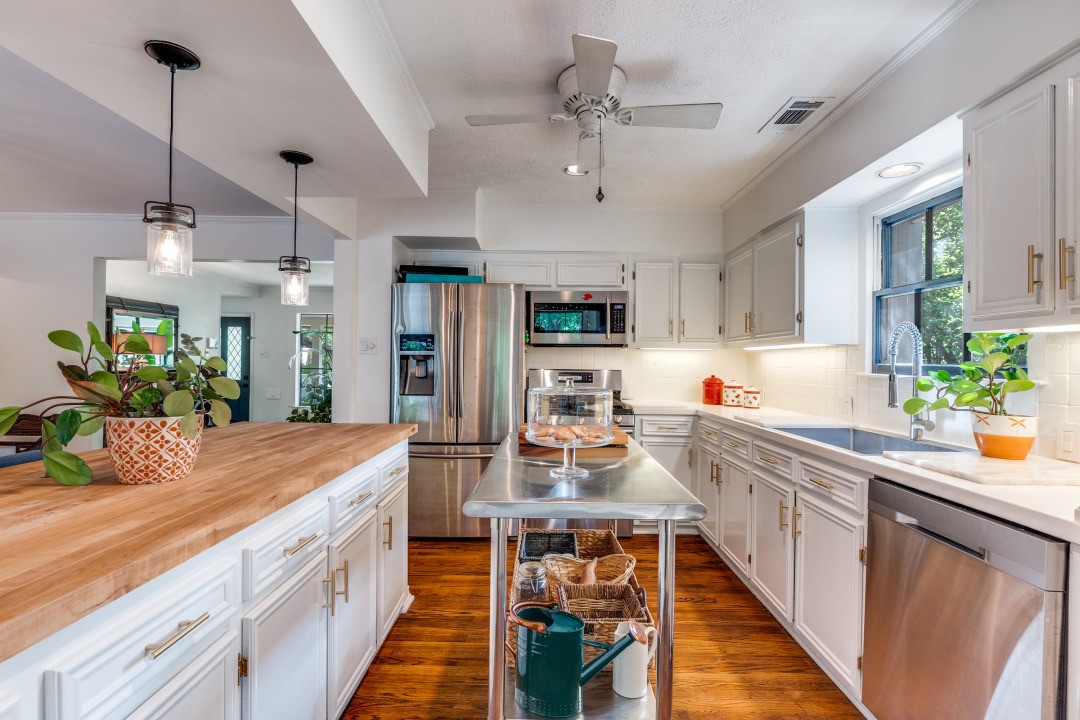 5305 Nakoma Dallas TX 75209