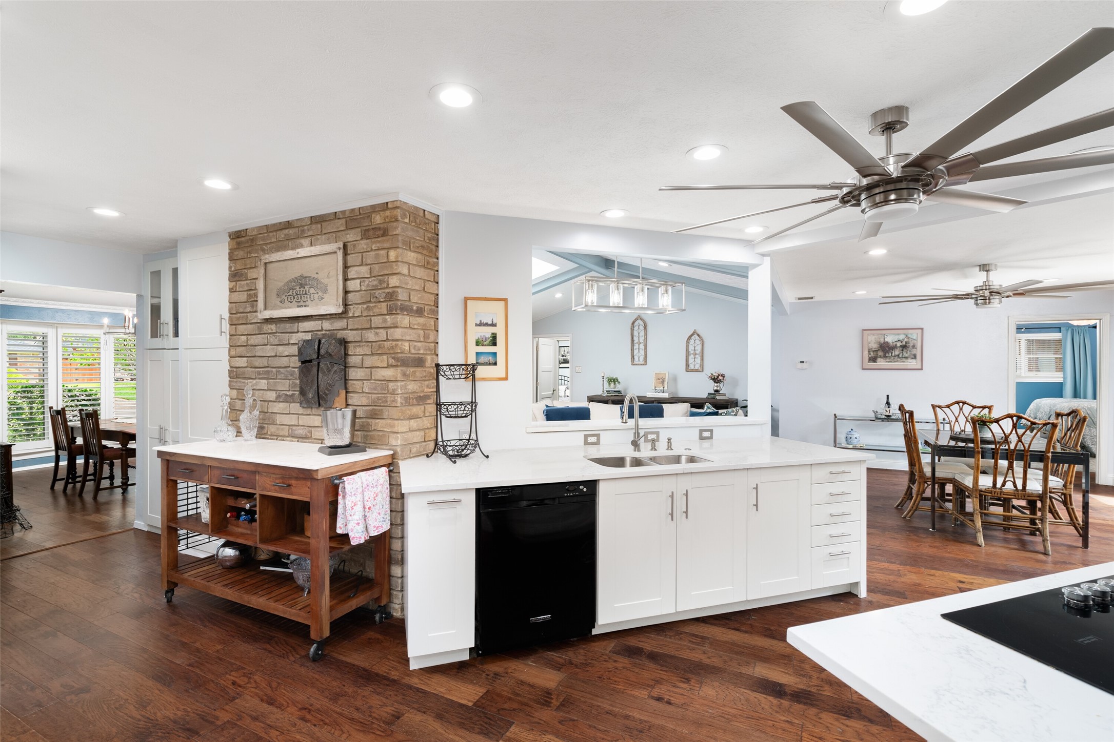 510 Sheffield Drive Richardson TX 75081