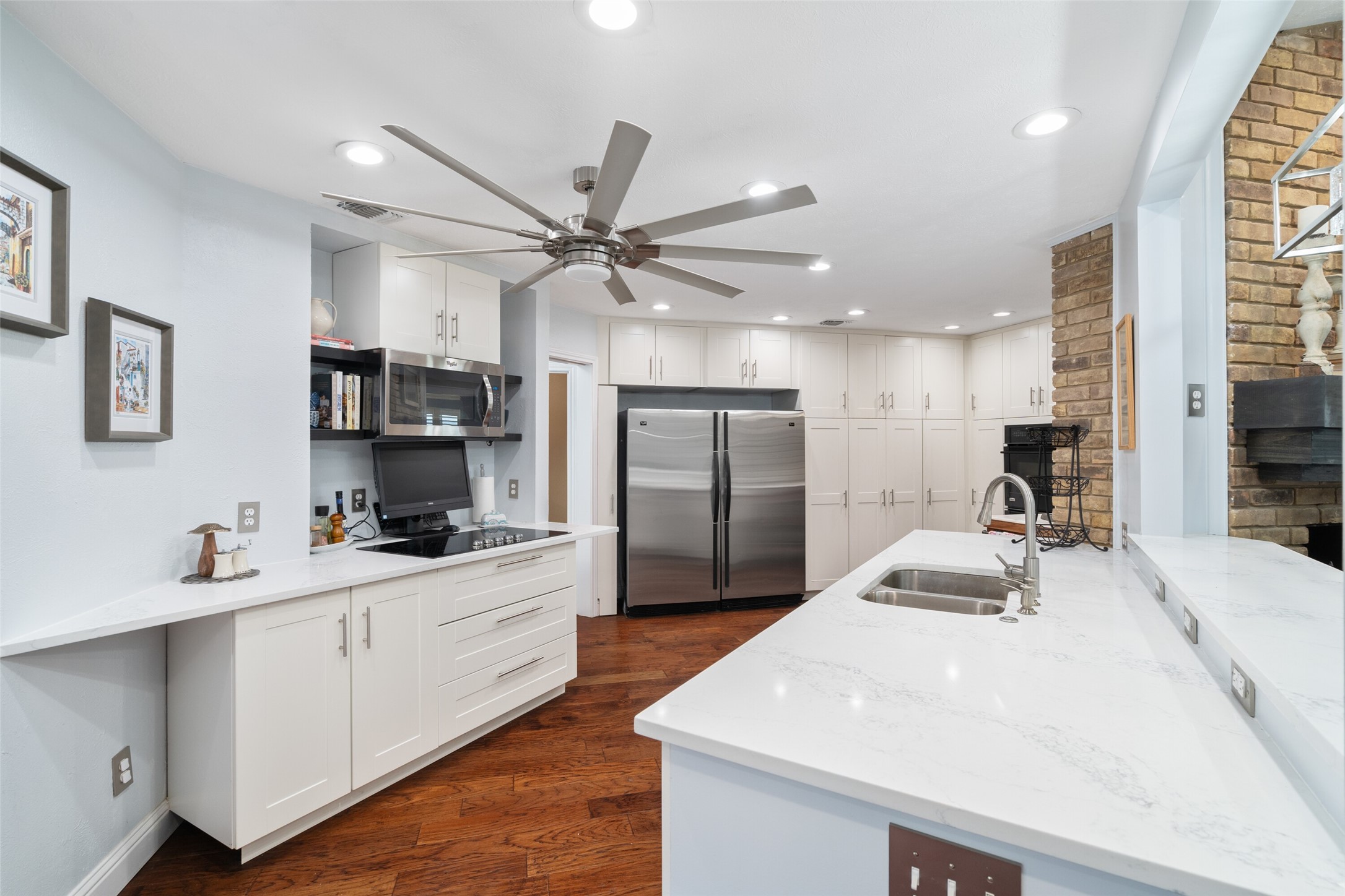 510 Sheffield Drive Richardson TX 75081