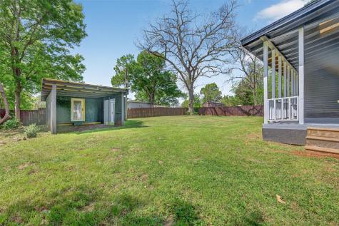 909 N Howard Street Palestine TX 75801