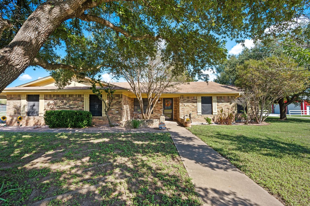 719 Lux Drive Robinson TX 76706