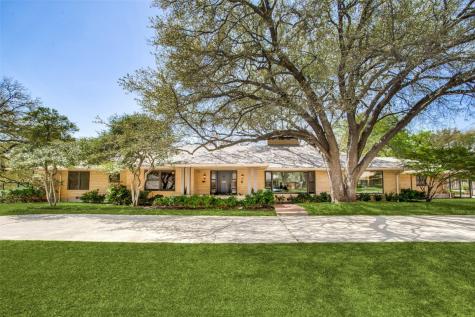 906 Leatrice Drive Dallas TX 75208